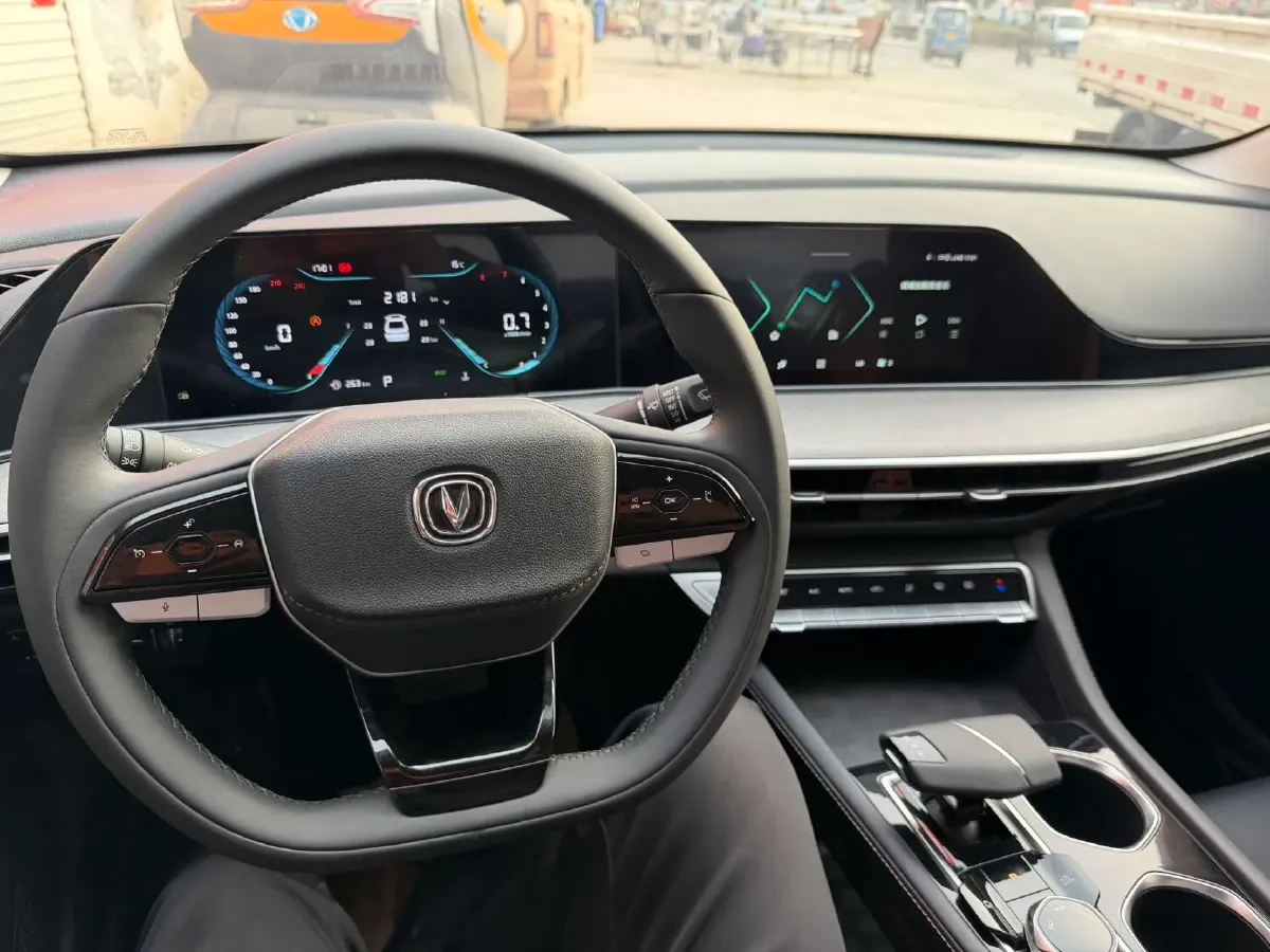 2024 ChangAn Eado 1.4T 160HP L4 7DCT,autocango,china used car exporter,china ev exporter,chinese used car exporter,chinese used ev exporter