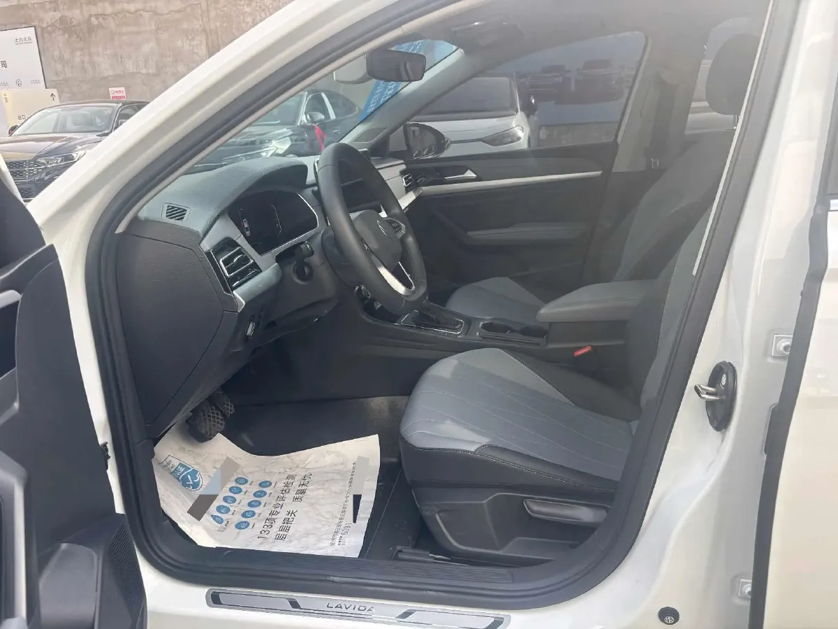 2024 Volkswagen Lavida 1.5L 110HP L4 6AT,autocango,china used car exporter,china ev exporter,chinese used car exporter,chinese used ev exporter