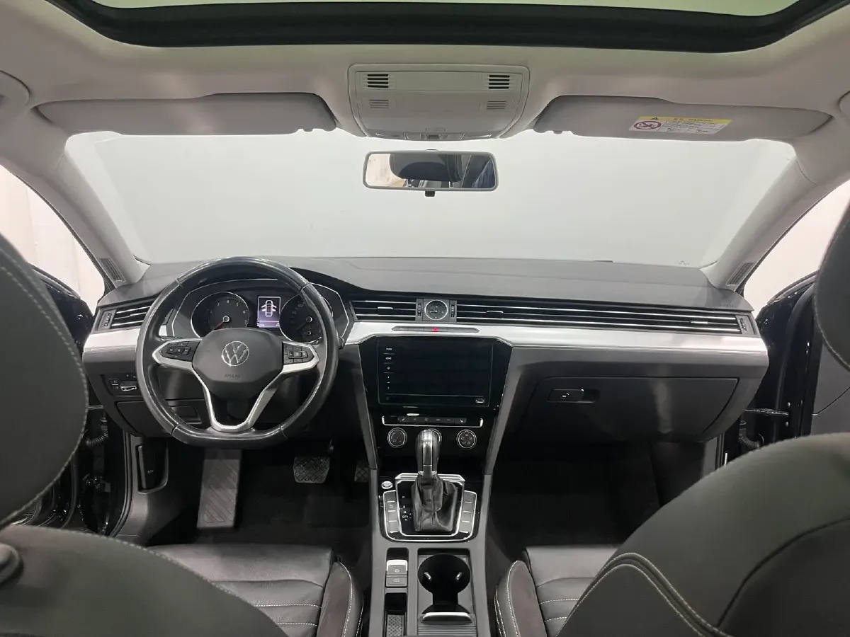 2020 Volkswagen Magotan 1.4T 150HP L4 7DCT,autocango,china used car exporter,china ev exporter,chinese used car exporter,chinese used ev exporter