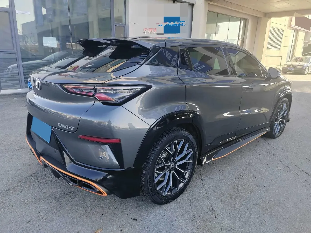 2022 ChangAn UNI-T 1.5T 188HP L4 7DCT,autocango,china used car exporter,china ev exporter,chinese used car exporter,chinese used ev exporter