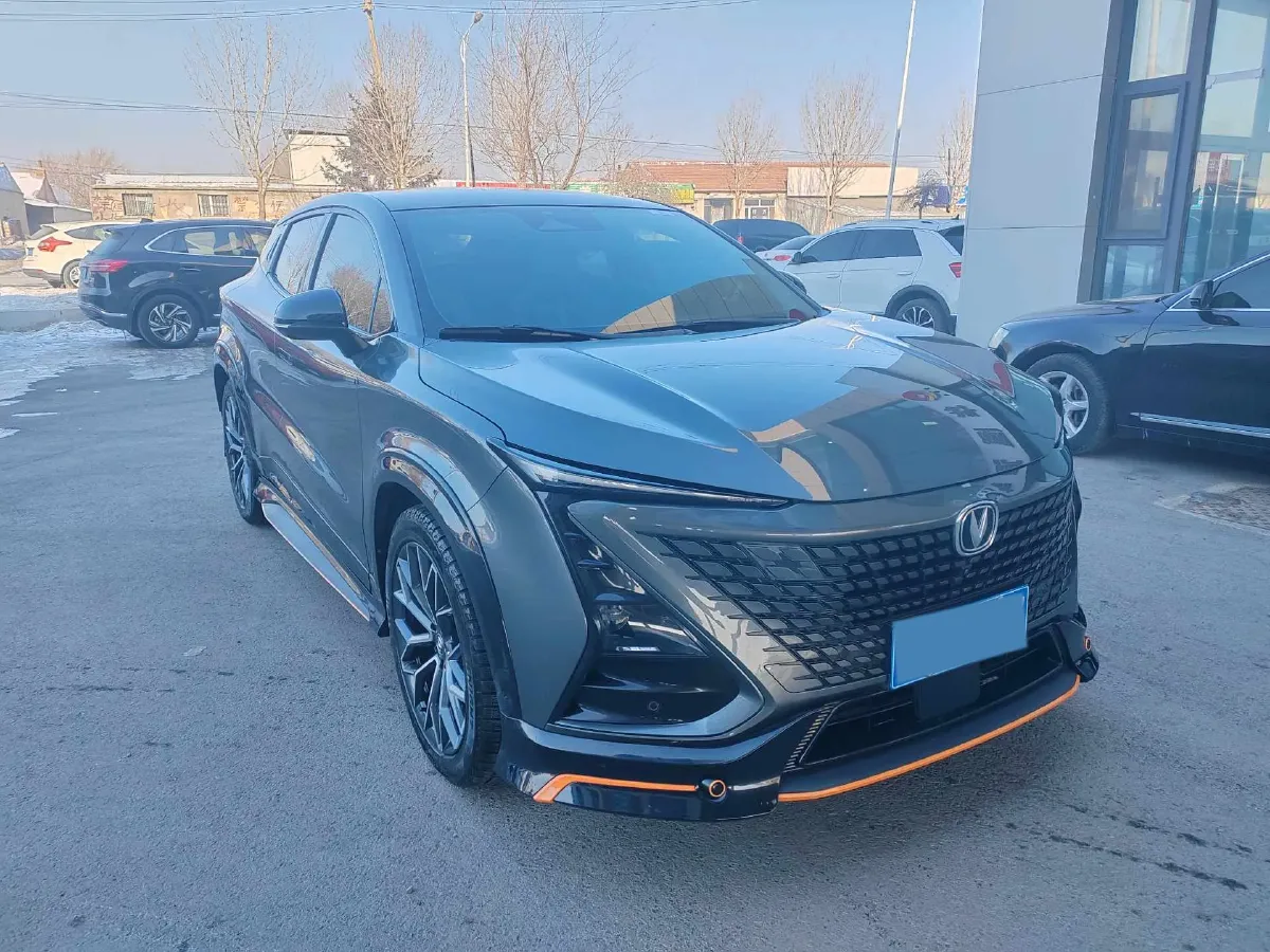 2022 ChangAn UNI-T 1.5T 188HP L4 7DCT,autocango,china used car exporter,china ev exporter,chinese used car exporter,chinese used ev exporter