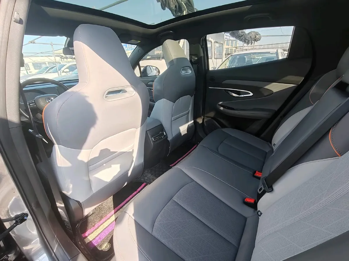 2022 ChangAn UNI-T 1.5T 188HP L4 7DCT,autocango,china used car exporter,china ev exporter,chinese used car exporter,chinese used ev exporter