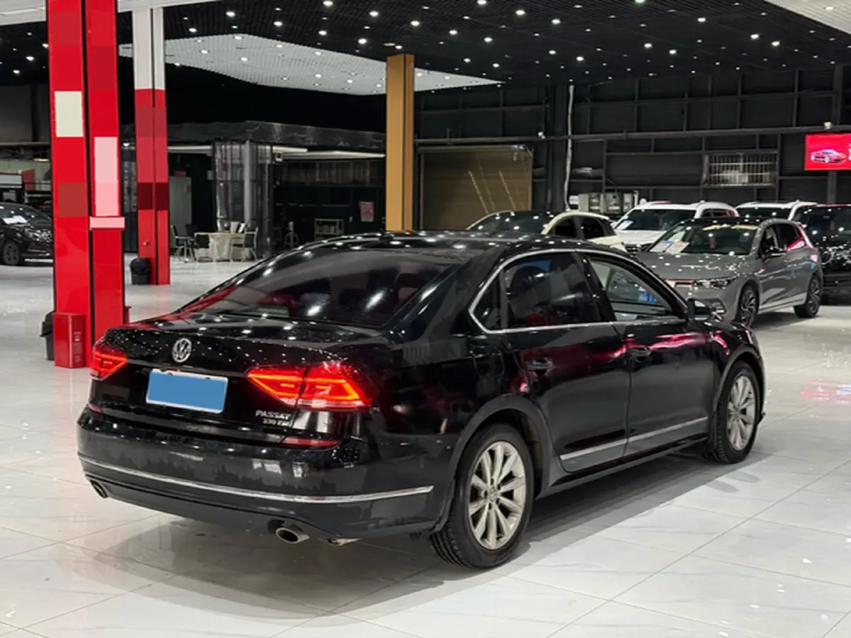 2017 Volkswagen Passat 1.8T 180HP L4 7DCT,autocango,china used car exporter,china ev exporter,chinese used car exporter,chinese used ev exporter