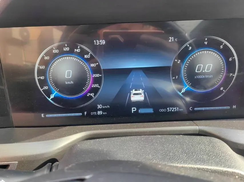 2020 ChangAn CS75 Plus 2.0T 233HP L4 8AT,autocango,china used car exporter,china ev exporter,chinese used car exporter,chinese used ev exporter