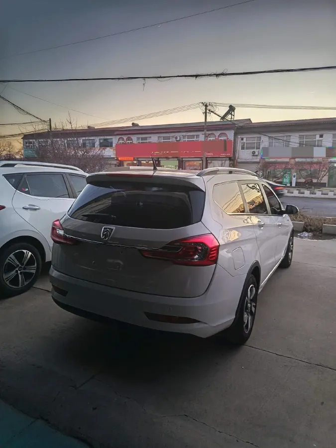 2018 BaoJun 360 1.5L 112HP L4 6MT,autocango,china used car exporter,china ev exporter,chinese used car exporter,chinese used ev exporter