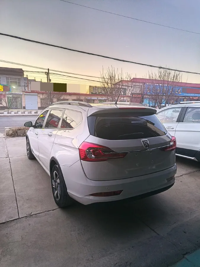 2018 BaoJun 360 1.5L 112HP L4 6MT,autocango,china used car exporter,china ev exporter,chinese used car exporter,chinese used ev exporter