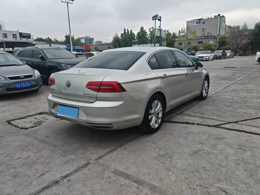 2018 Volkswagen Magotan 1.8T 180HP L4 7DCT,autocango,china used car exporter,china ev exporter,chinese used car exporter,chinese used ev exporter