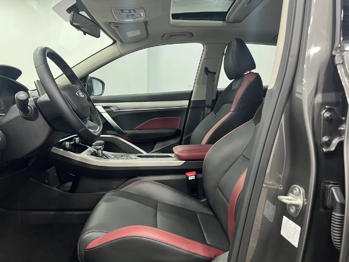 2021 Geely Coolray 1.4T 141HP L4 6DCT,autocango,china used car exporter,china ev exporter,chinese used car exporter,chinese used ev exporter