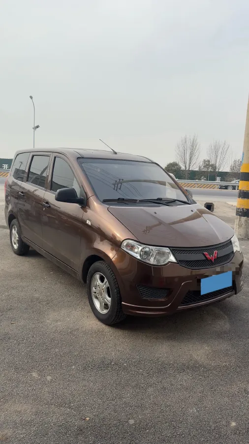 2018 WuLing HongGuang 1.5L 105HP L4 5MT,autocango,china used car exporter,china ev exporter,chinese used car exporter,chinese used ev exporter