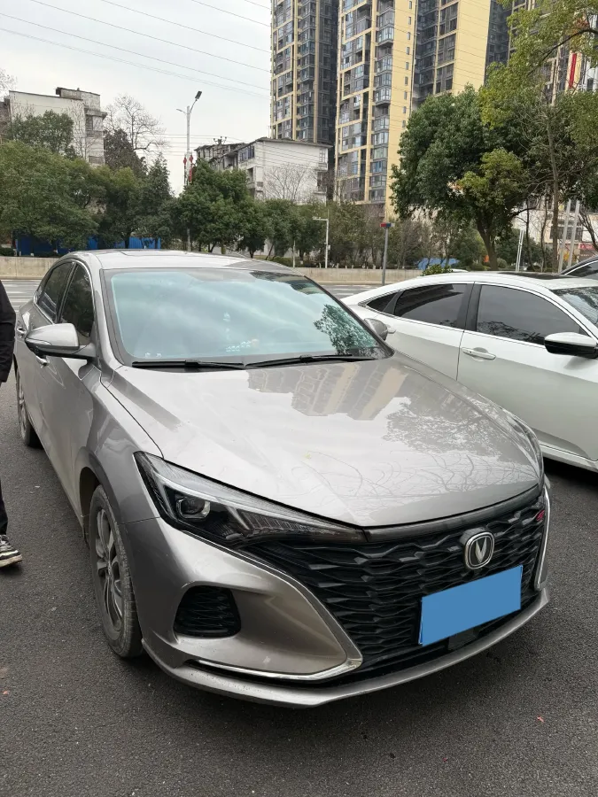 2021 ChangAn Eado 1.4T 160HP L4 7DCT,autocango,china used car exporter,china ev exporter,chinese used car exporter,chinese used ev exporter