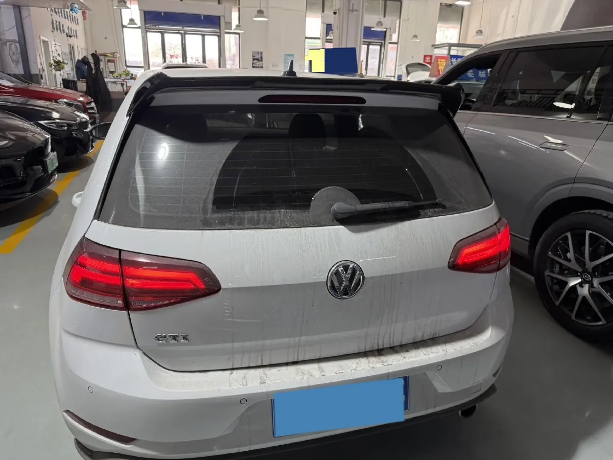 2020 Volkswagen Golf 1.2T 116HP L4 7DCT,autocango,china used car exporter,china ev exporter,chinese used car exporter,chinese used ev exporter