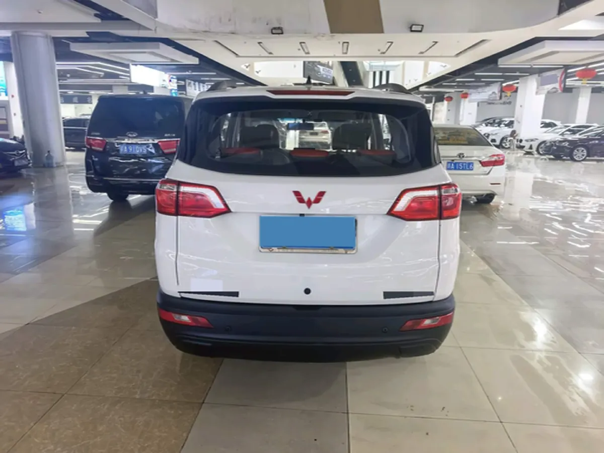 2018 WuLing HongGuang S3 1.5L 112HP L4 6MT,autocango,china used car exporter,china ev exporter,chinese used car exporter,chinese used ev exporter