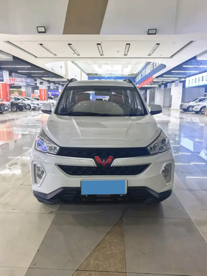 2018 WuLing HongGuang S3 1.5L 112HP L4 6MT,autocango,china used car exporter,china ev exporter,chinese used car exporter,chinese used ev exporter