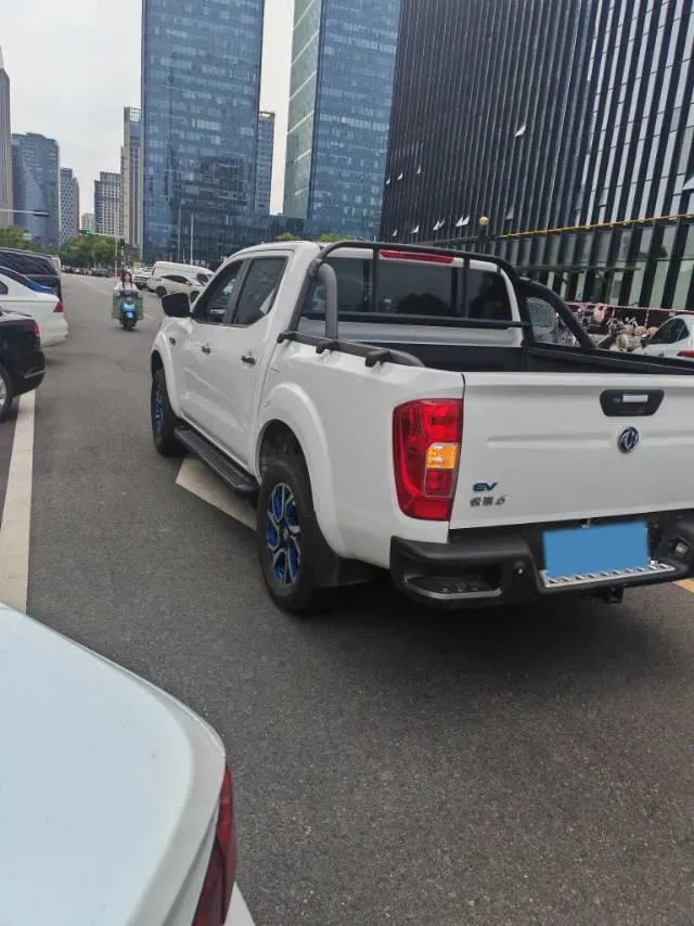 2023 Dongfeng RuiQi 6 BEV 77.28KWH,autocango,china used car exporter,china ev exporter,chinese used car exporter,chinese used ev exporter
