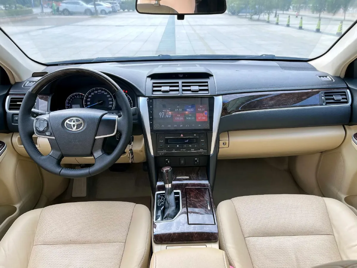 2016 Toyota Camry 2.0L 167HP L4 6AT,autocango,china used car exporter,china ev exporter,chinese used car exporter,chinese used ev exporter