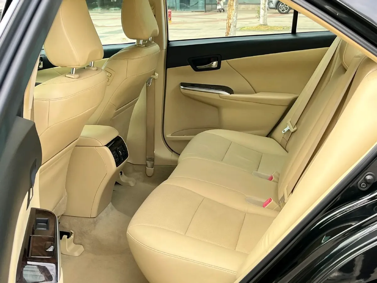 2016 Toyota Camry 2.0L 167HP L4 6AT,autocango,china used car exporter,china ev exporter,chinese used car exporter,chinese used ev exporter