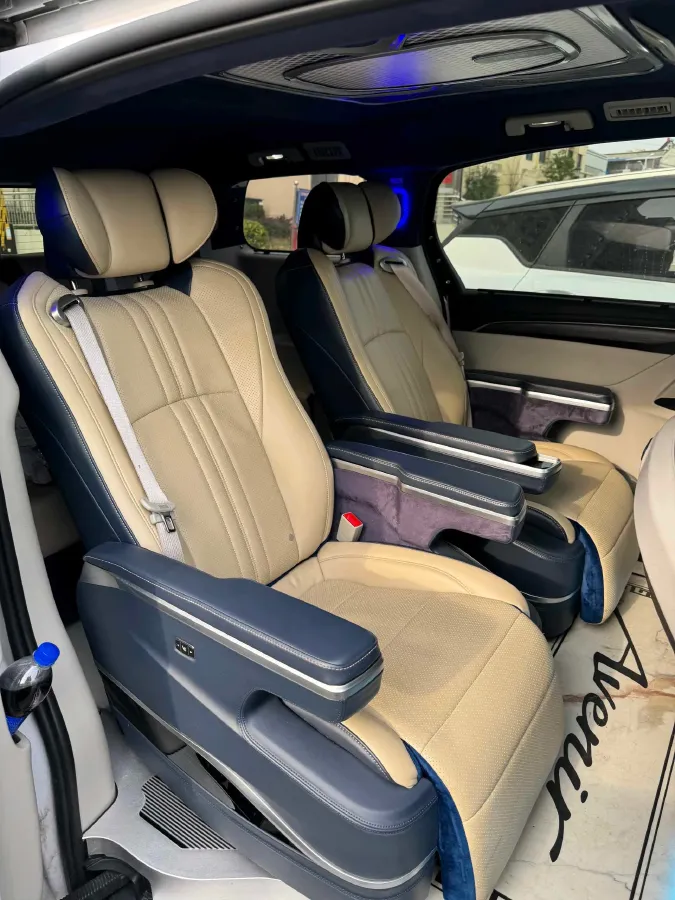 2023 Buick GL8 2.0T 237HP L4 9AT,autocango,china used car exporter,china ev exporter,chinese used car exporter,chinese used ev exporter