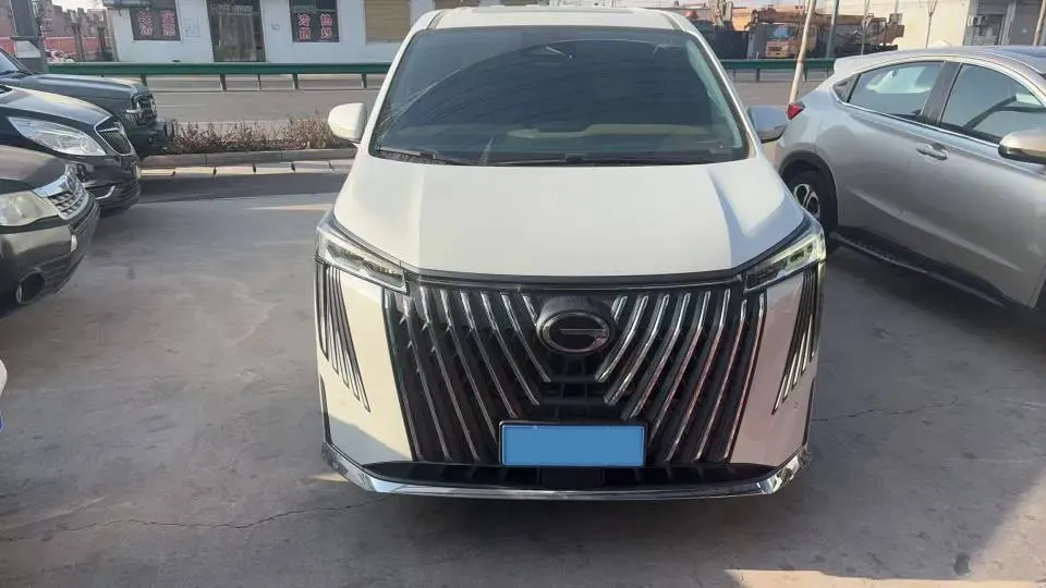2024 GAC Trumpchi M8 2.0T 252HP L4 8AT,autocango,china used car exporter,china ev exporter,chinese used car exporter,chinese used ev exporter