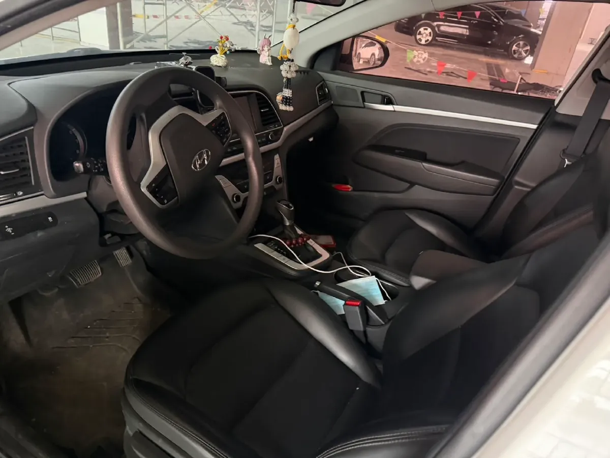 2016 Hyundai Elantra 1.6L 130HP L4 6AT,autocango,china used car exporter,china ev exporter,chinese used car exporter,chinese used ev exporter
