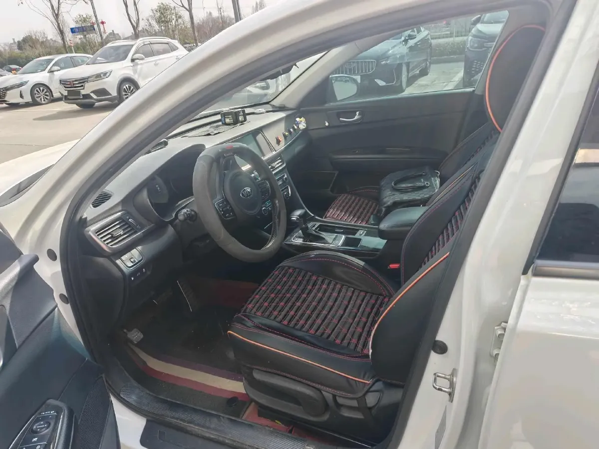 2016 Kia K5 1.6T 180HP L4 7DCT,autocango,china used car exporter,china ev exporter,chinese used car exporter,chinese used ev exporter