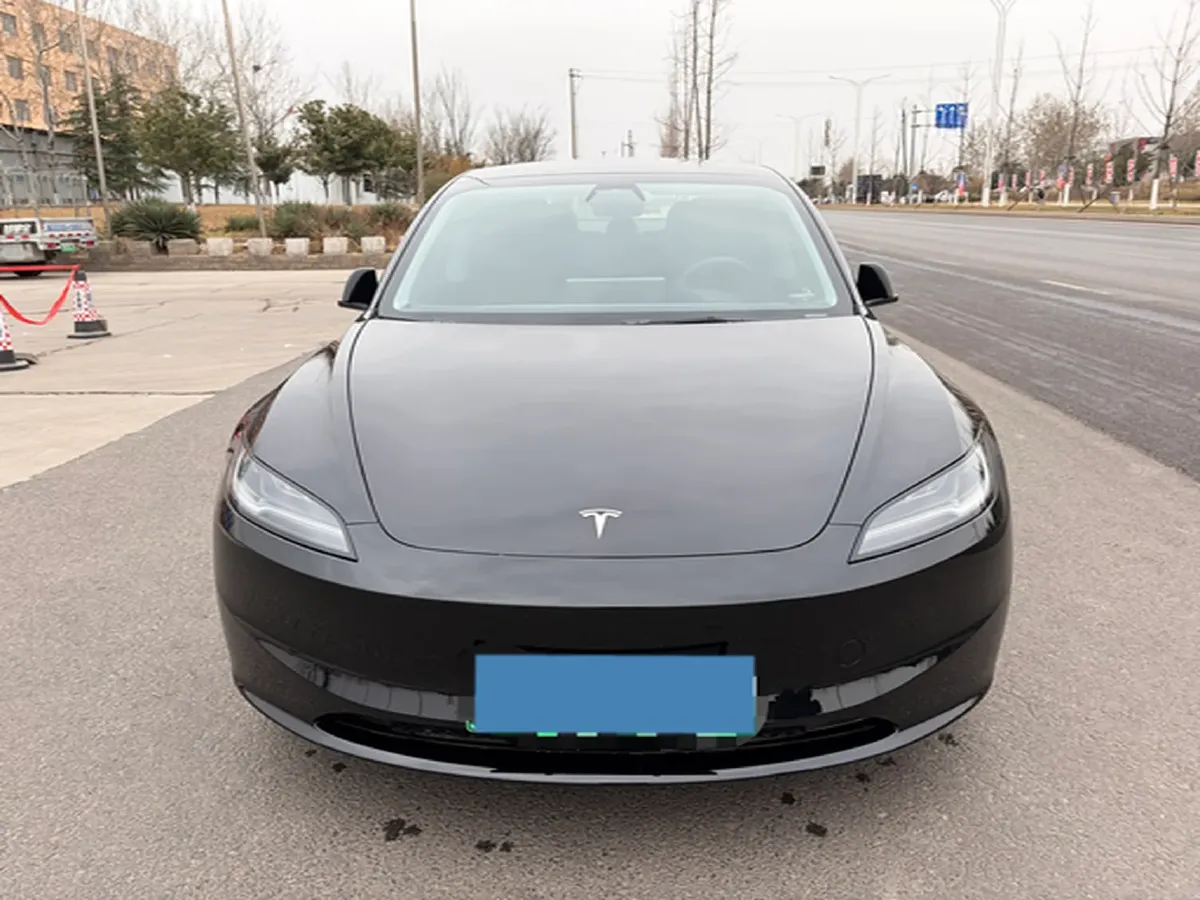 2025 Tesla Model 3 BEV 62.5KWH,autocango,china used car exporter,china ev exporter,chinese used car exporter,chinese used ev exporter