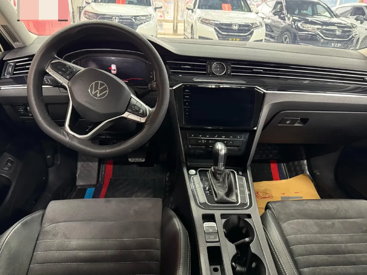 2020 Volkswagen Magotan 2.0T 186HP L4 7DCT,autocango,china used car exporter,china ev exporter,chinese used car exporter,chinese used ev exporter