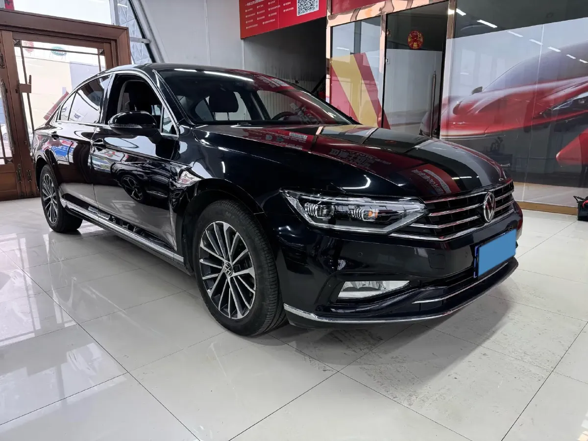 2020 Volkswagen Magotan 2.0T 186HP L4 7DCT,autocango,china used car exporter,china ev exporter,chinese used car exporter,chinese used ev exporter