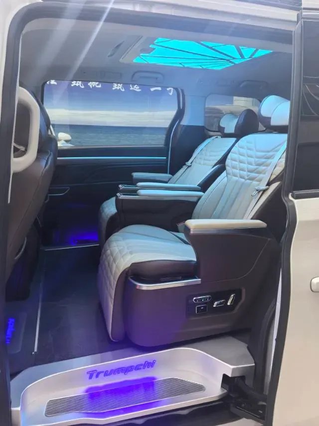 2023 GAC Trumpchi M8 2.0T 252HP L4 8AT,autocango,china used car exporter,china ev exporter,chinese used car exporter,chinese used ev exporter