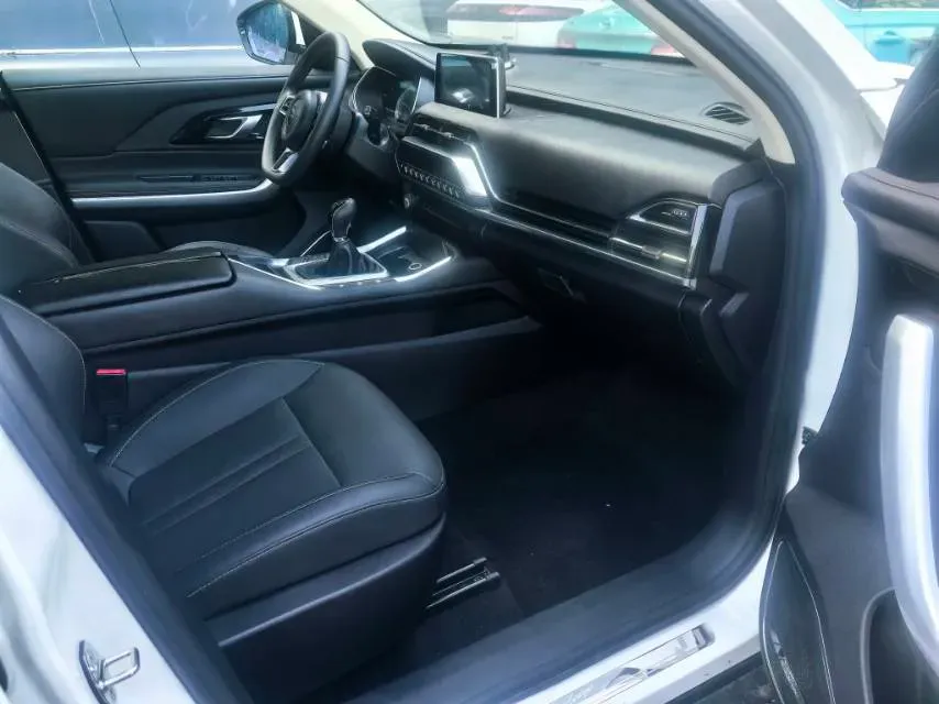 2018 Zotye T500 1.5T 156HP L4 5MT,autocango,china used car exporter,china ev exporter,chinese used car exporter,chinese used ev exporter