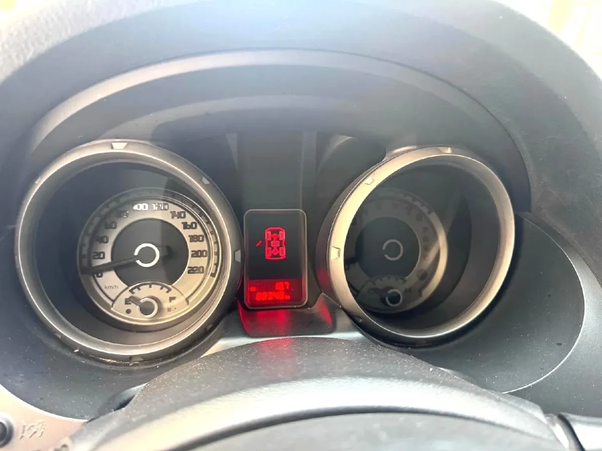 2017 Honda Jade 1.8L 141HP L4 5AT,autocango,china used car exporter,china ev exporter,chinese used car exporter,chinese used ev exporter