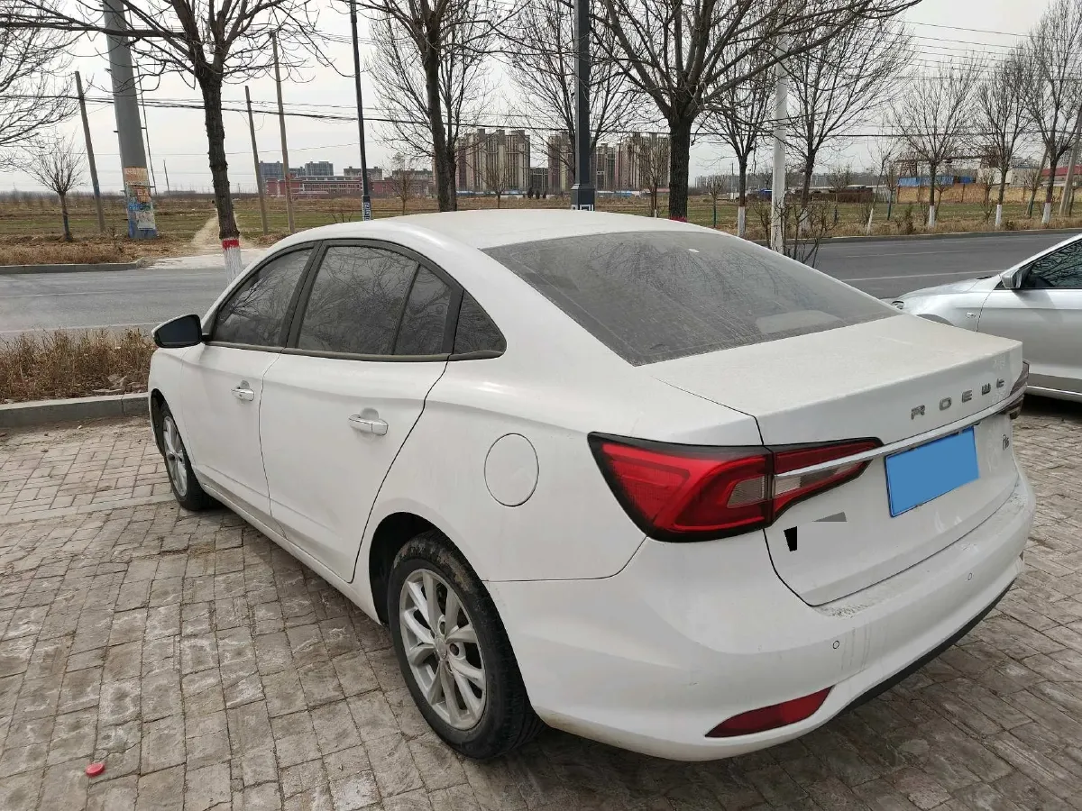 2019 Roewe i5 1.5L 120HP L4 5MT,autocango,china used car exporter,china ev exporter,chinese used car exporter,chinese used ev exporter