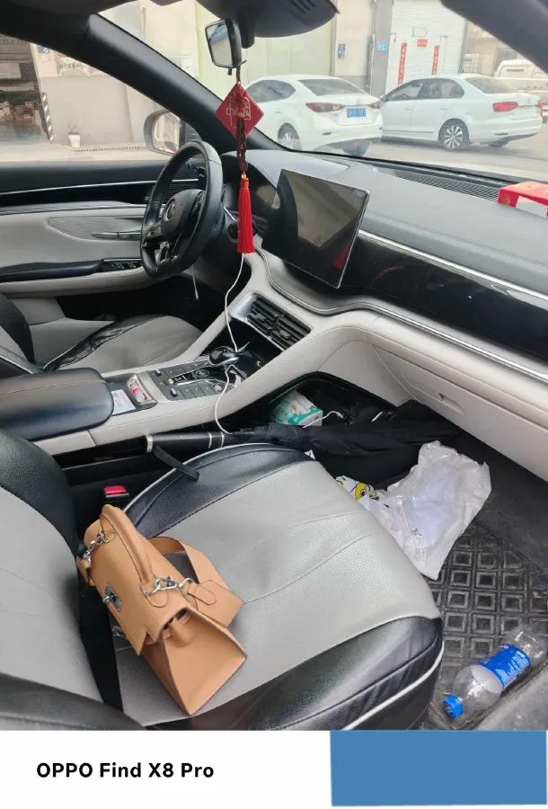 2022 Geely JiaJi 1.5T 177HP L3 7DCT PHEV 15.5KWH,autocango,china used car exporter,china ev exporter,chinese used car exporter,chinese used ev exporter