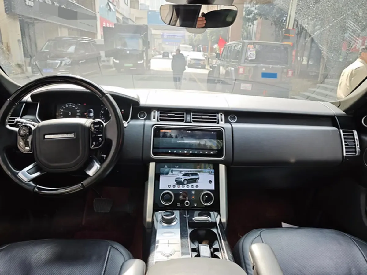 2018 Land Rover Range Rover Evoque 2.0T 241HP L4 9AT,autocango,china used car exporter,china ev exporter,chinese used car exporter,chinese used ev exporter