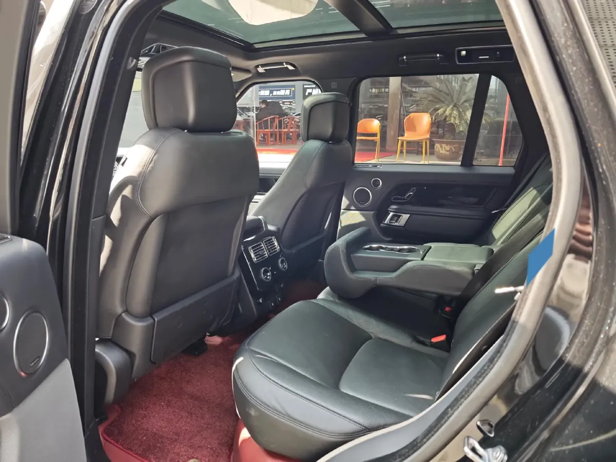 2018 Land Rover Range Rover Evoque 2.0T 241HP L4 9AT,autocango,china used car exporter,china ev exporter,chinese used car exporter,chinese used ev exporter