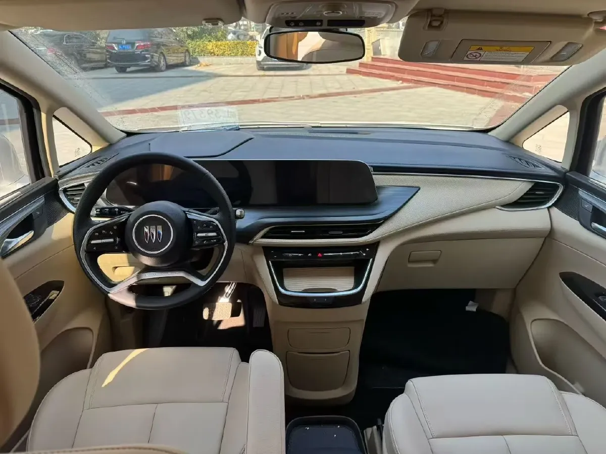 2023 Buick GL8 2.0T 237HP L4 9AT,autocango,china used car exporter,china ev exporter,chinese used car exporter,chinese used ev exporter