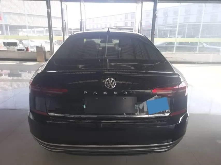 2021 Volkswagen Passat 2.0T 186HP L4 7DCT,autocango,china used car exporter,china ev exporter,chinese used car exporter,chinese used ev exporter