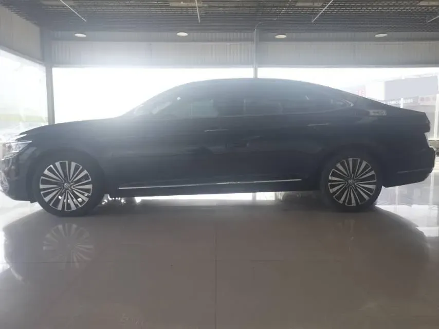 2021 Volkswagen Passat 2.0T 186HP L4 7DCT,autocango,china used car exporter,china ev exporter,chinese used car exporter,chinese used ev exporter