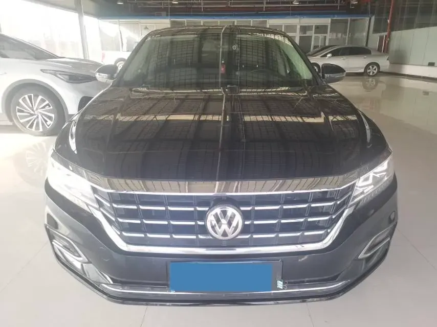 2021 Volkswagen Passat 2.0T 186HP L4 7DCT,autocango,china used car exporter,china ev exporter,chinese used car exporter,chinese used ev exporter