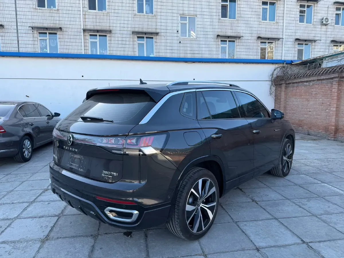 2023 Volkswagen Tayron 2.0T 220HP L4 7DCT,autocango,china used car exporter,china ev exporter,chinese used car exporter,chinese used ev exporter