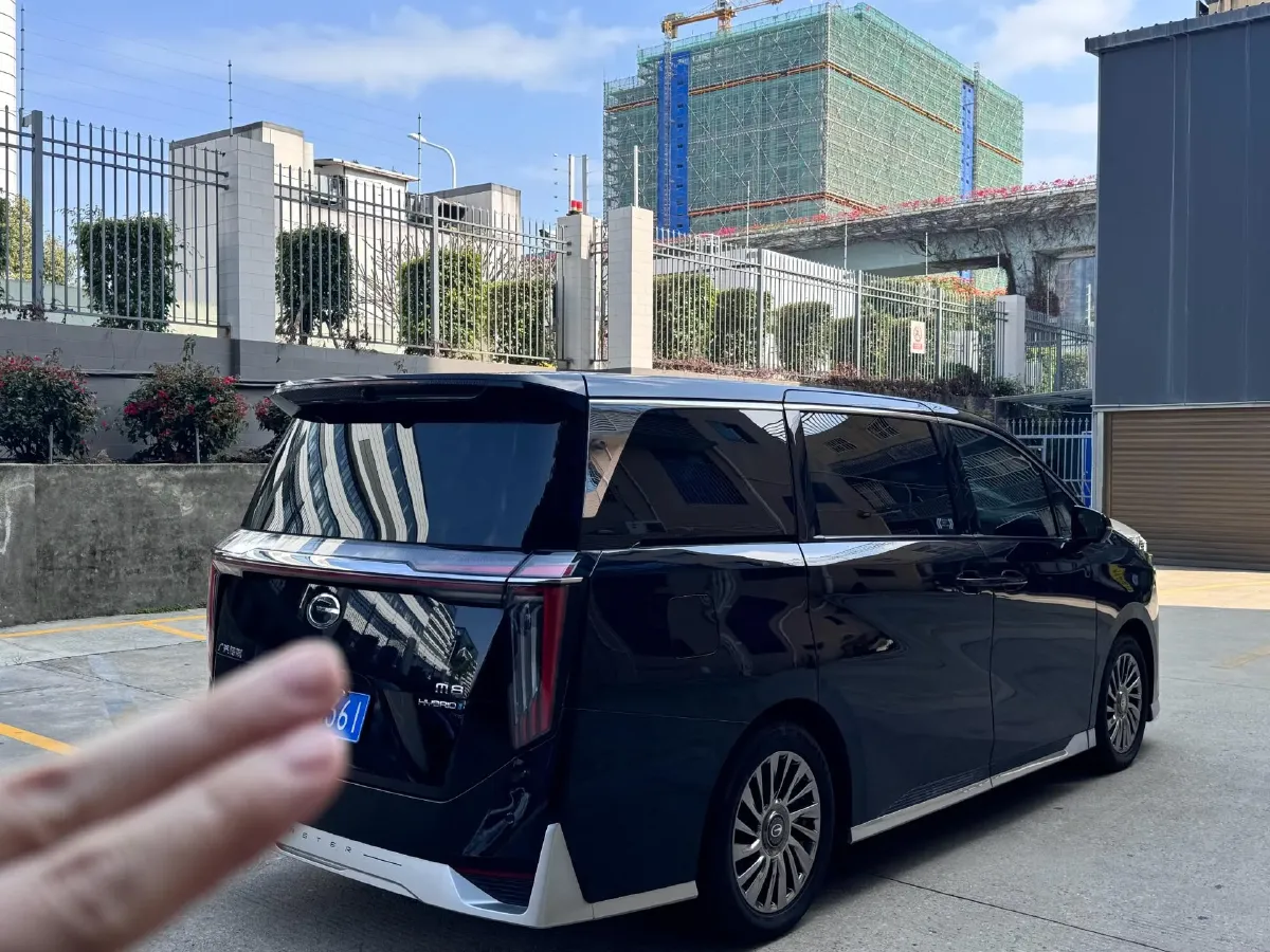 2023 GAC Trumpchi M8 2.0T 190HP L4 E-CVT Hybrid,autocango,china used car exporter,china ev exporter,chinese used car exporter,chinese used ev exporter