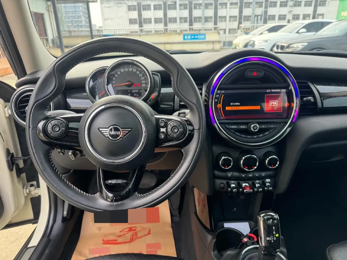 2019 MINI MINI 1.5T 136HP L3 7DCT,autocango,china used car exporter,china ev exporter,chinese used car exporter,chinese used ev exporter