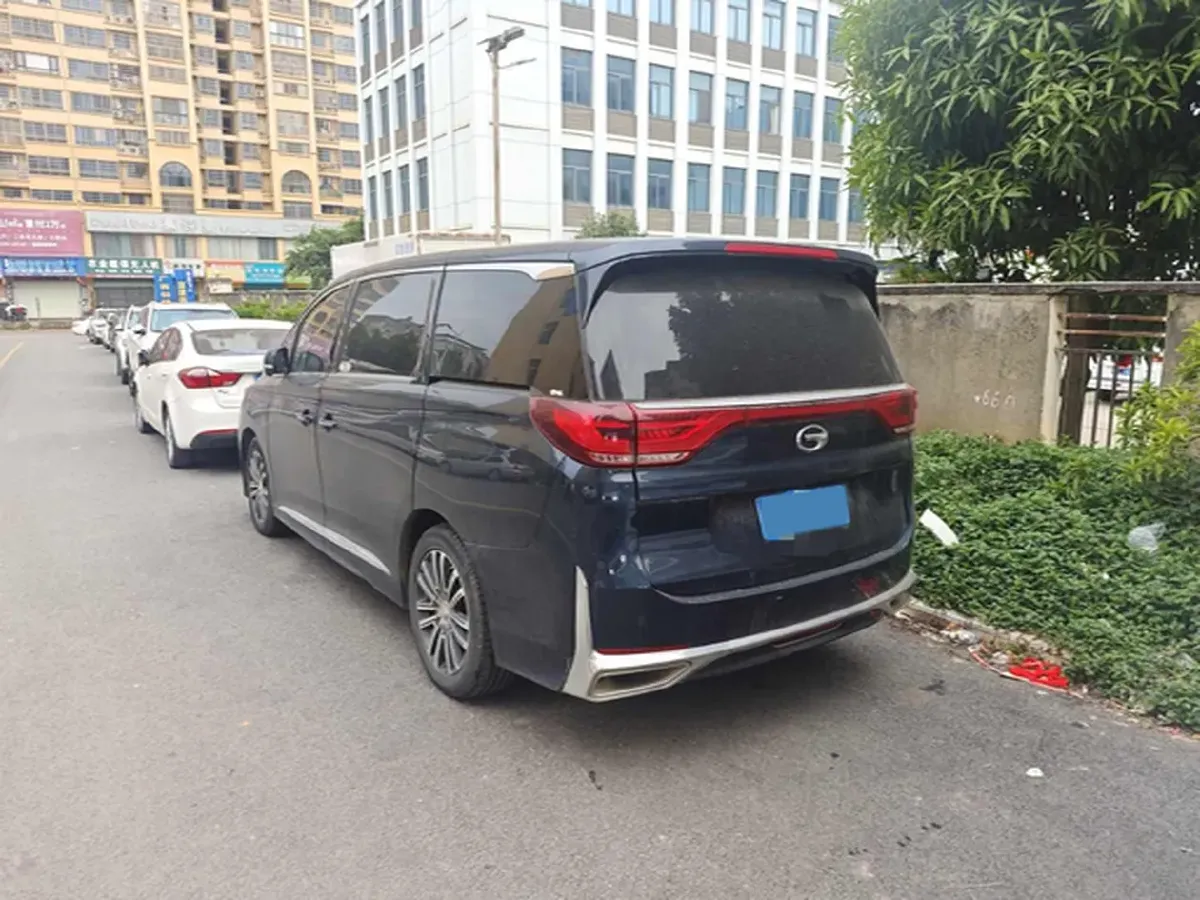 2021 GAC Trumpchi M8 2.0T 252HP L4 8AT,autocango,china used car exporter,china ev exporter,chinese used car exporter,chinese used ev exporter
