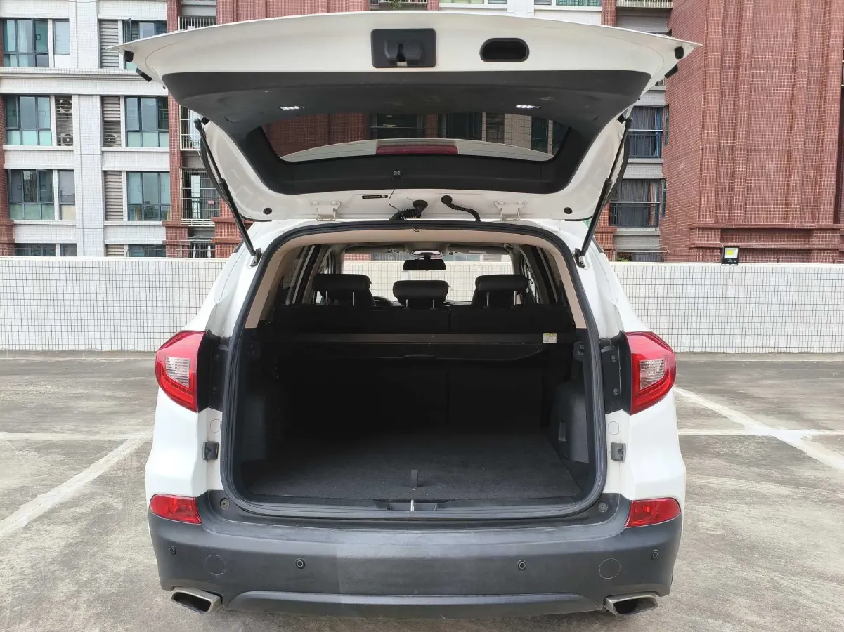 2018 BYD Song 1.5T 154HP L4 6MT,autocango,china used car exporter,china ev exporter,chinese used car exporter,chinese used ev exporter