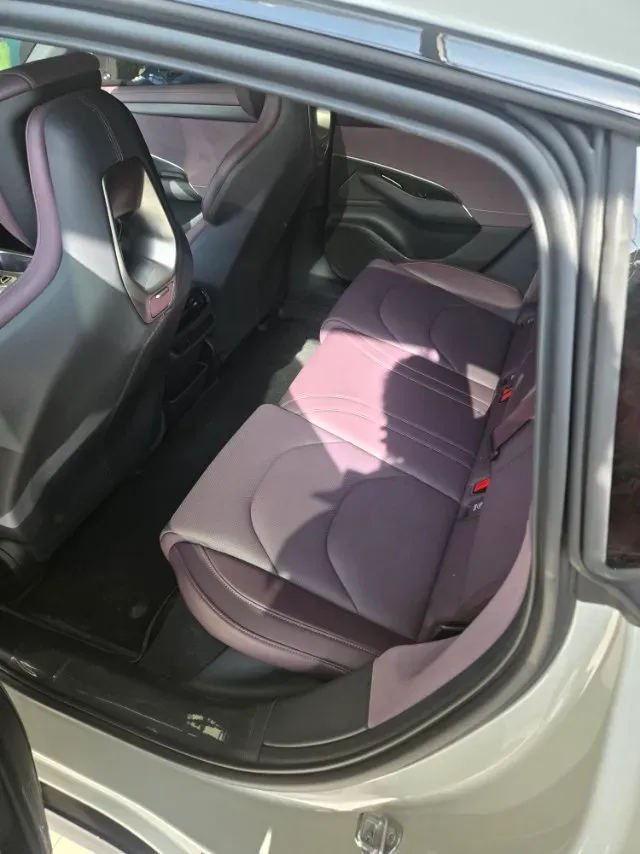 2024 MI SU7 BEV 94.3KWH,autocango,china used car exporter,china ev exporter,chinese used car exporter,chinese used ev exporter