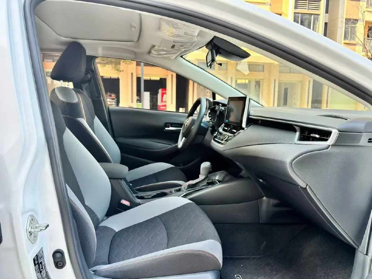 2021 Toyota Corolla 1.2T 116HP L4 CVT,autocango,china used car exporter,china ev exporter,chinese used car exporter,chinese used ev exporter