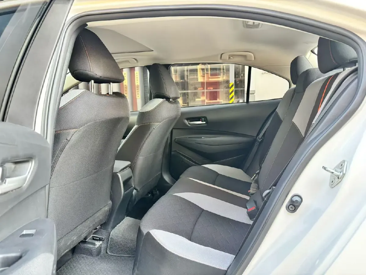 2021 Toyota Corolla 1.2T 116HP L4 CVT,autocango,china used car exporter,china ev exporter,chinese used car exporter,chinese used ev exporter