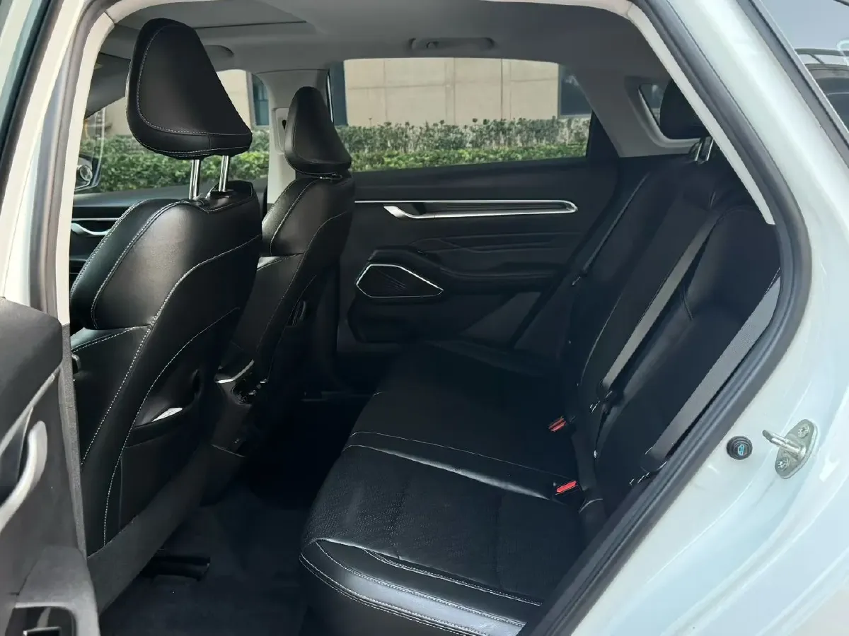 2022 Geely Emgrand 1.5L 114HP L4 CVT,autocango,china used car exporter,china ev exporter,chinese used car exporter,chinese used ev exporter