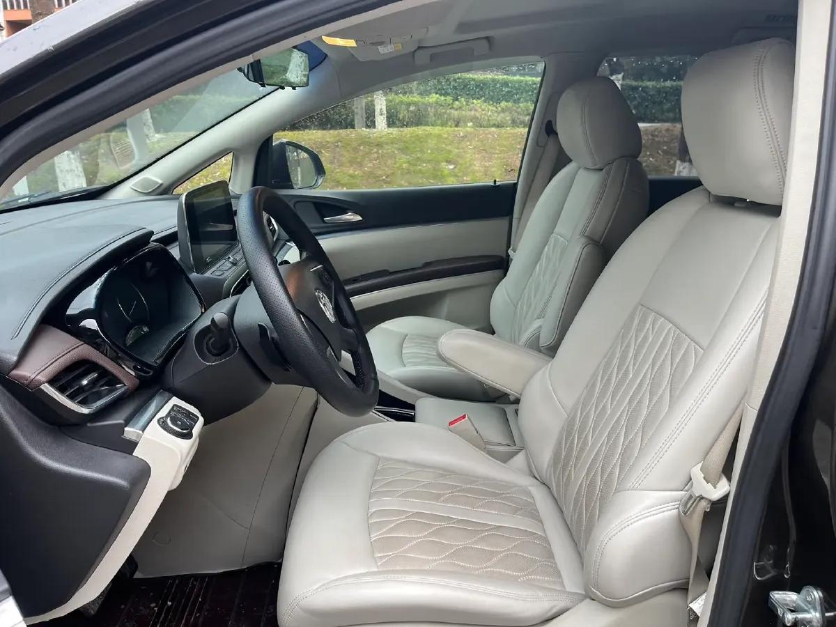 2021 Buick GL8 2.0T 237HP L4 9AT,autocango,china used car exporter,china ev exporter,chinese used car exporter,chinese used ev exporter