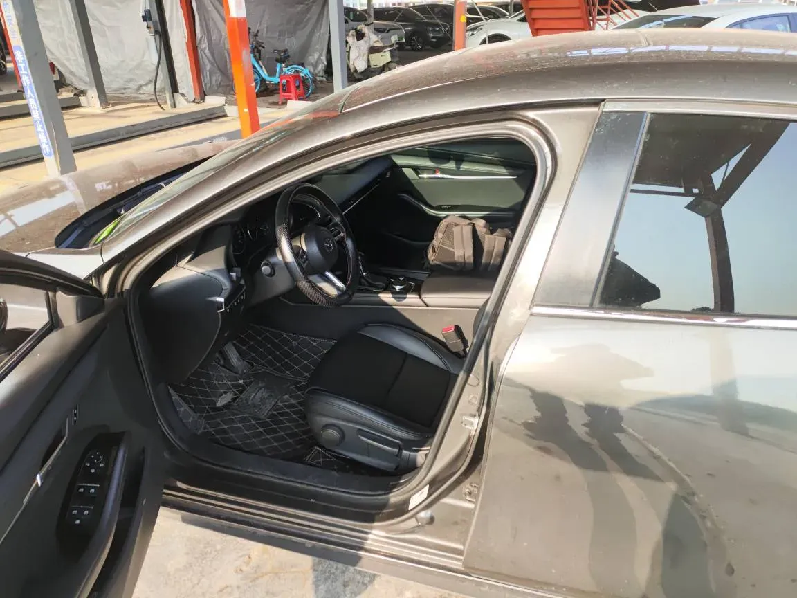 2020 Mazda 3 Axela 2.0L 158HP L4 6AT,autocango,china used car exporter,china ev exporter,chinese used car exporter,chinese used ev exporter