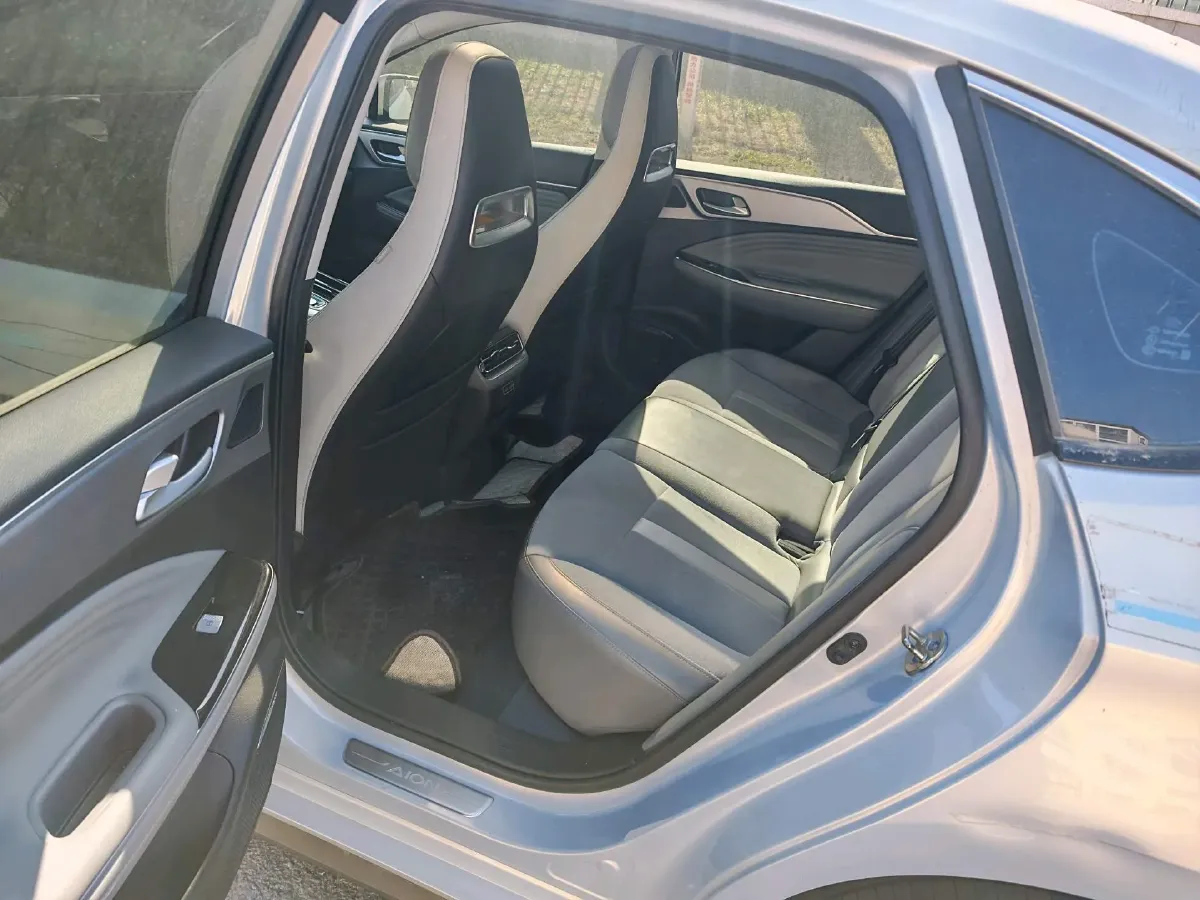 2022 ChangAn Oshan Z6 1.5T 170HP L4 6TCT PHEV 28.4KWH,autocango,china used car exporter,china ev exporter,chinese used car exporter,chinese used ev exporter